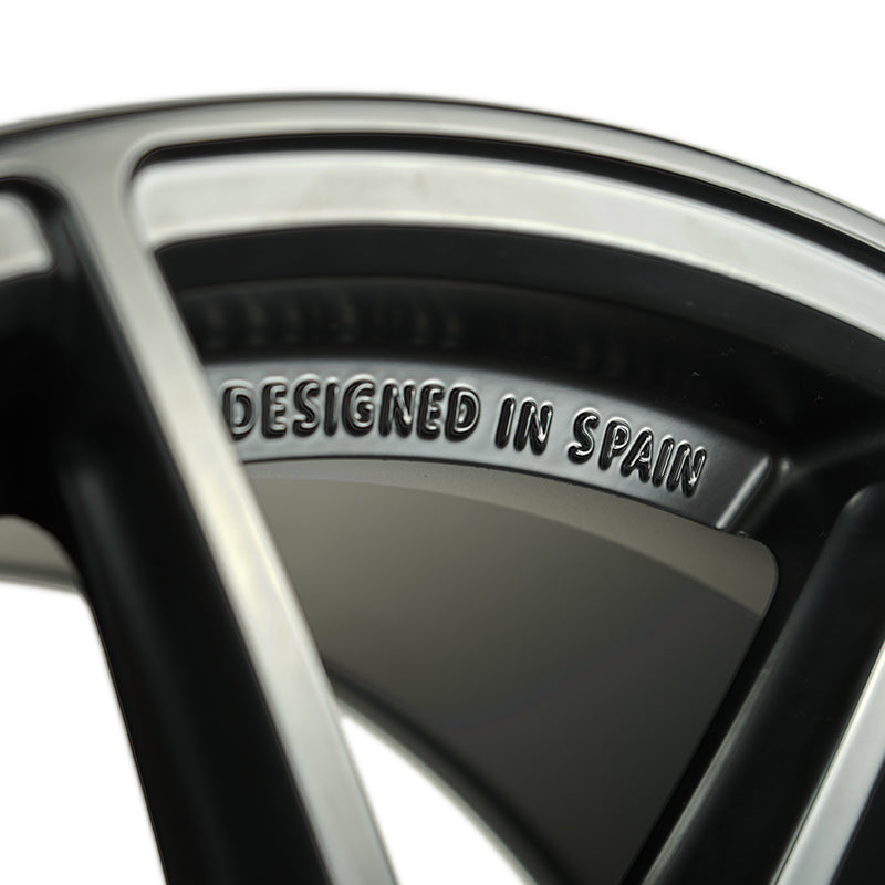 Racing Division Pista "M" Spec - 18 инча - 5х120