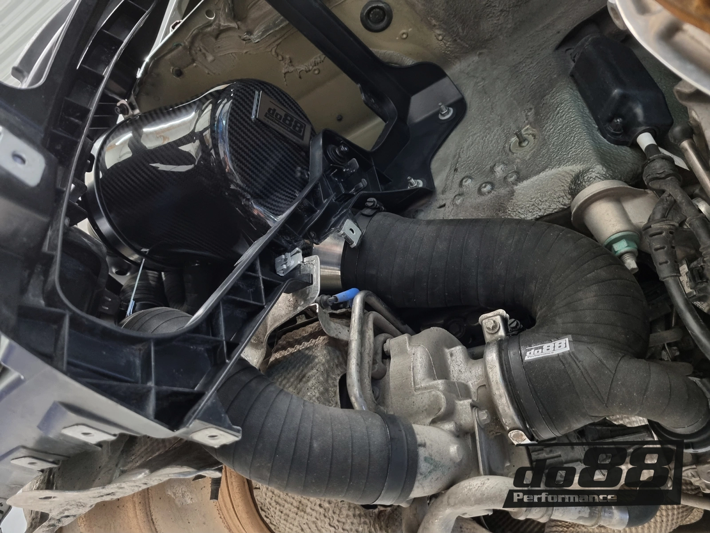 do88 Porsche 911 Turbo (992.1) Турбо инлет маркучи