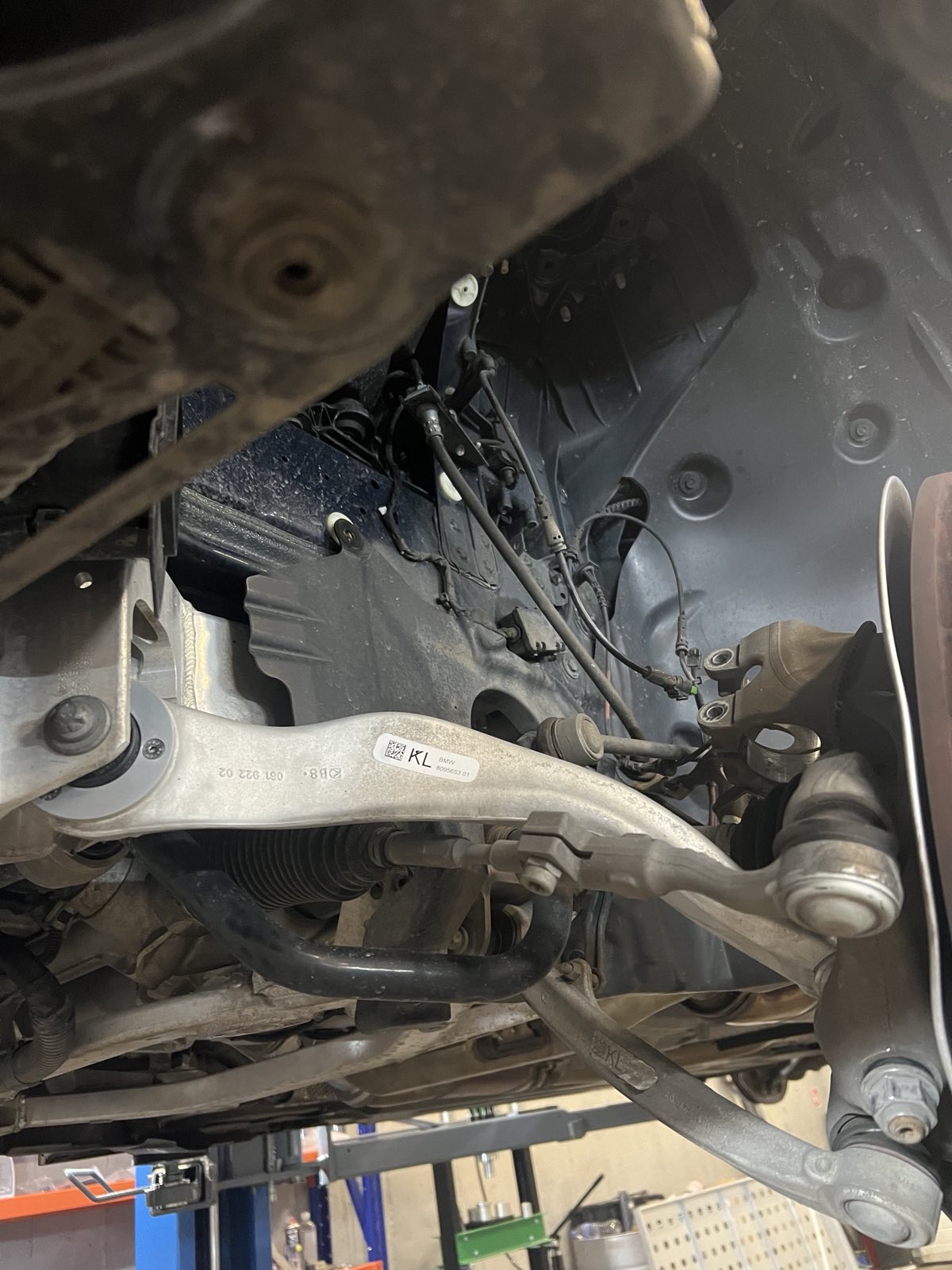 К-т Унибални Втулки - Преден Кастър Носач - G80 - G81 - G82 - G83 - M3/M4